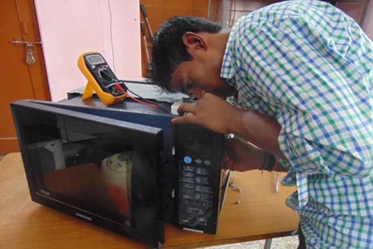 microwave-repairing-service-500x500